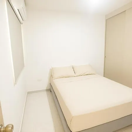 Sea Breeze Luxury Apartamento *